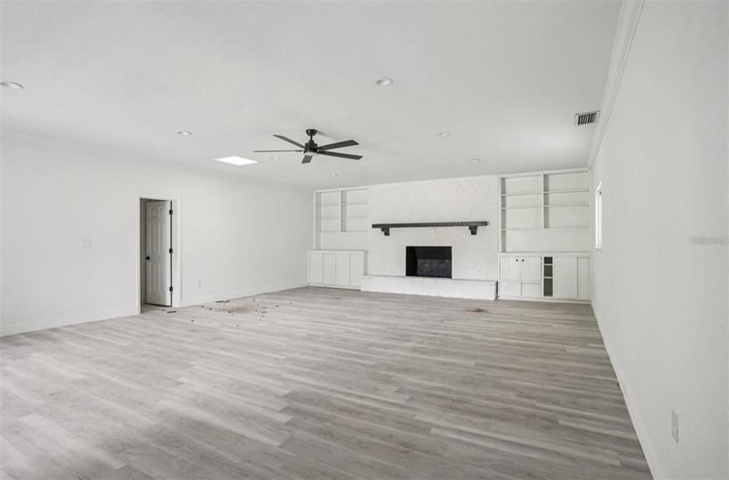 En Venta: $510,000 (4 camas, 3 baños, 3086 Pies cuadrados)