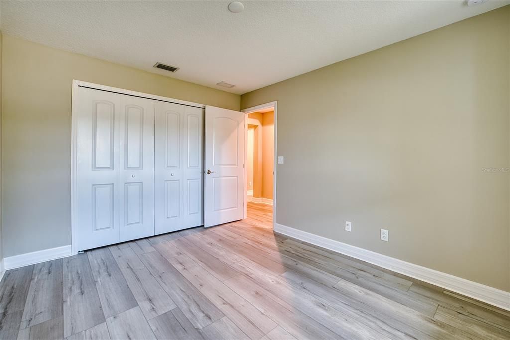 En Venta: $409,900 (3 camas, 2 baños, 1550 Pies cuadrados)