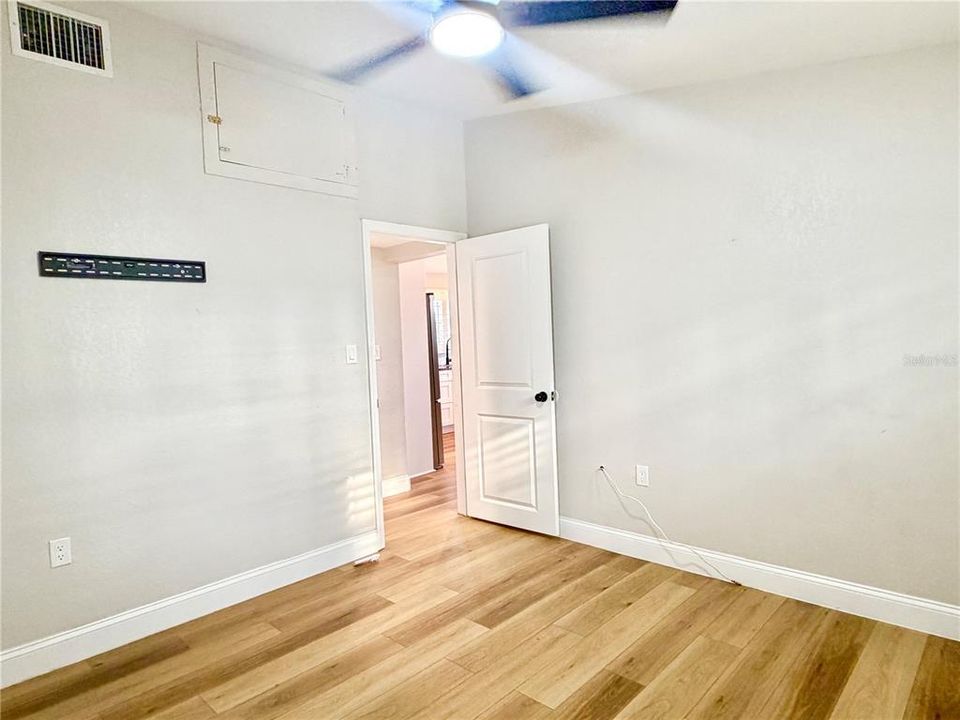 В аренду: $1,500 (2 спален, 1 ванн, 768 Квадратных фут)