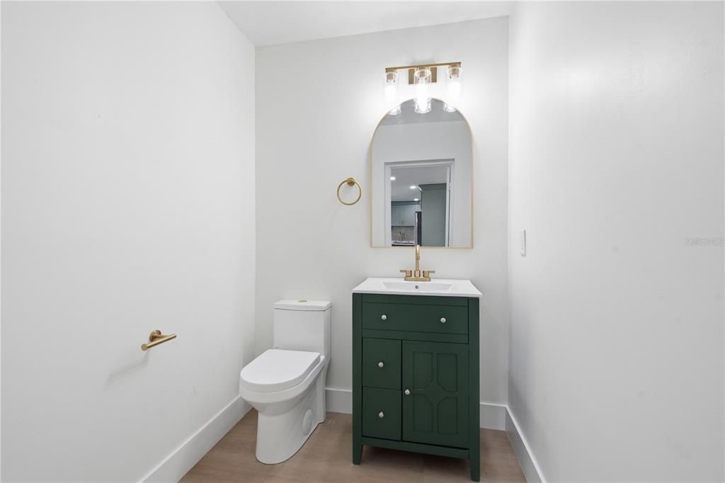 For Sale: $899,000 (3 beds, 2 baths, 1970 Square Feet)