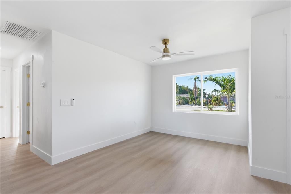 For Sale: $899,000 (3 beds, 2 baths, 1970 Square Feet)