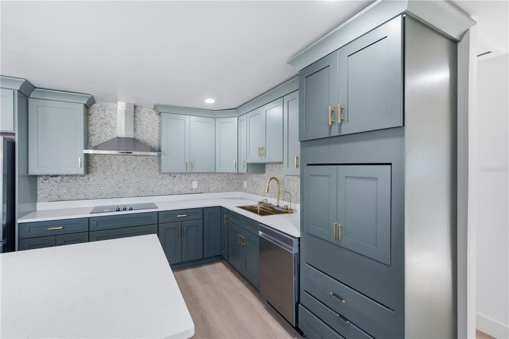 For Sale: $899,000 (3 beds, 2 baths, 1970 Square Feet)