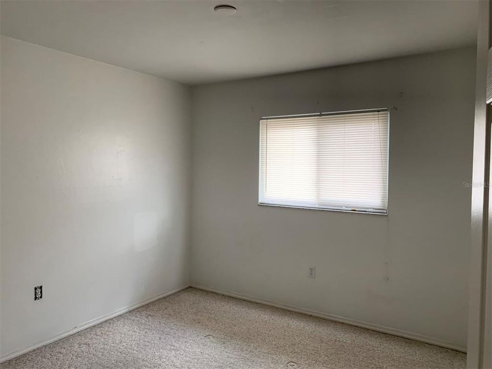 For Rent: $1,350 (2 beds, 2 baths, 886 Square Feet)