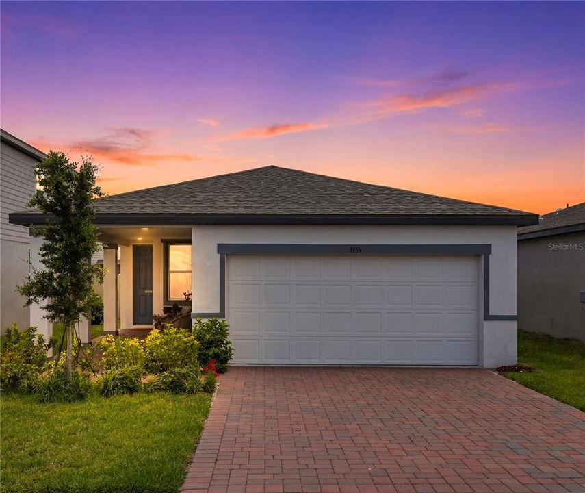 For Sale: $270,000 (3 beds, 2 baths, 1288 Square Feet)