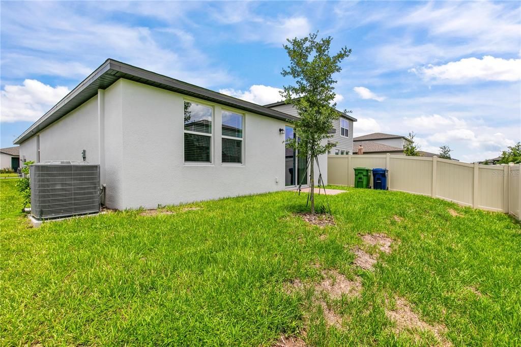 For Sale: $270,000 (3 beds, 2 baths, 1288 Square Feet)