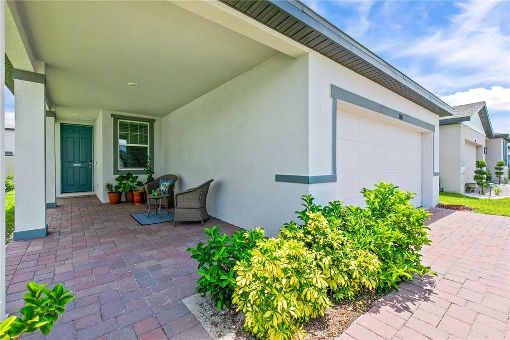 For Sale: $270,000 (3 beds, 2 baths, 1288 Square Feet)