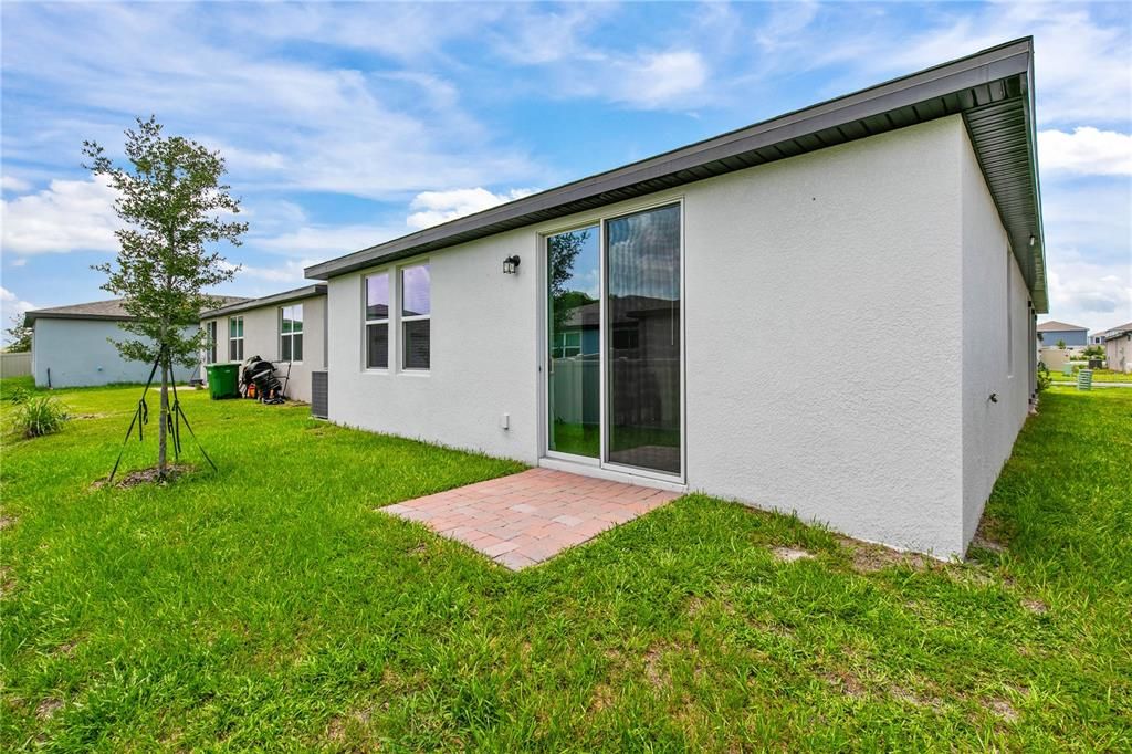 For Sale: $270,000 (3 beds, 2 baths, 1288 Square Feet)
