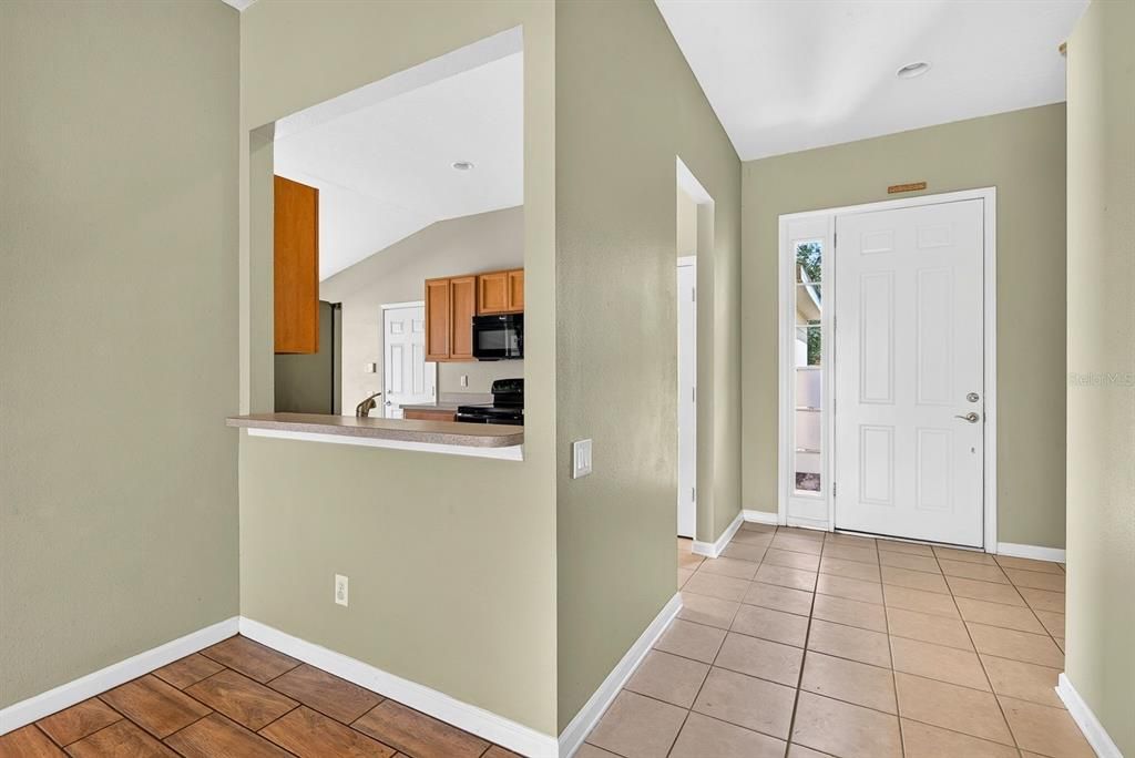 For Sale: $360,000 (4 beds, 2 baths, 1604 Square Feet)