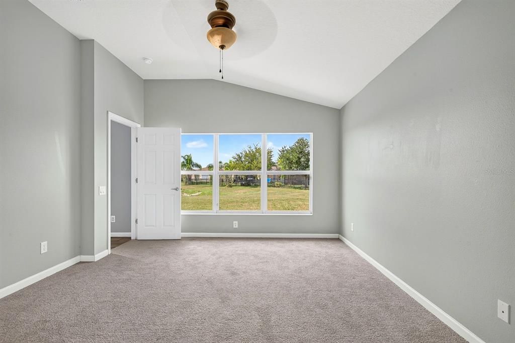 For Sale: $360,000 (4 beds, 2 baths, 1604 Square Feet)