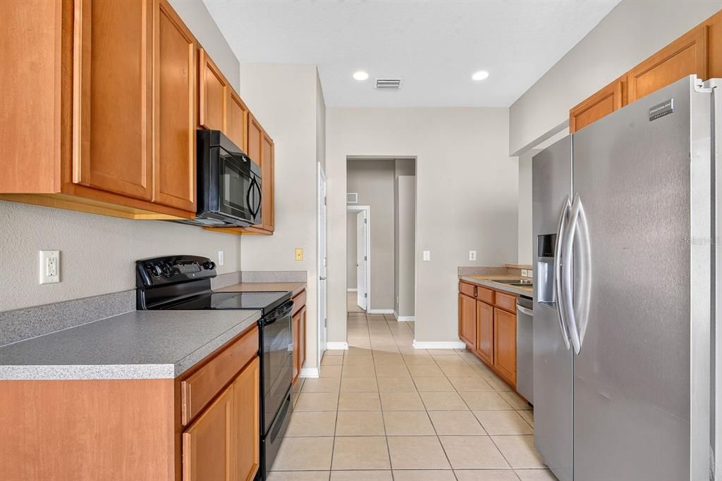 For Sale: $360,000 (4 beds, 2 baths, 1604 Square Feet)
