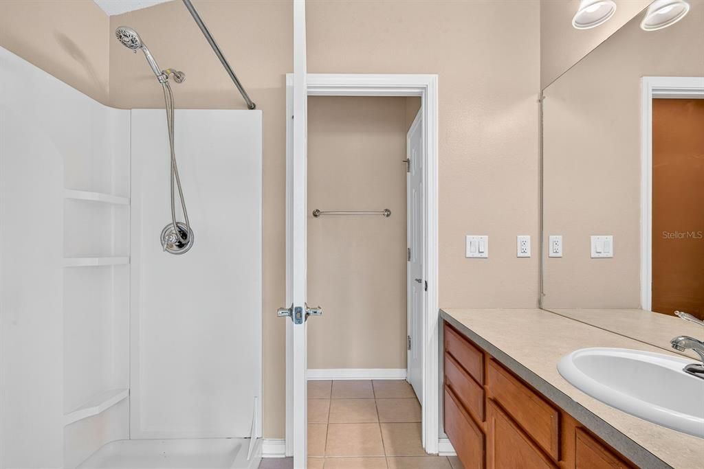 For Sale: $360,000 (4 beds, 2 baths, 1604 Square Feet)