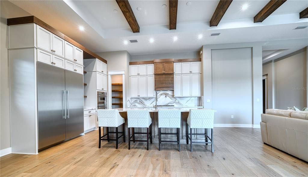 En Venta: $1,429,900 (3 camas, 3 baños, 2976 Pies cuadrados)