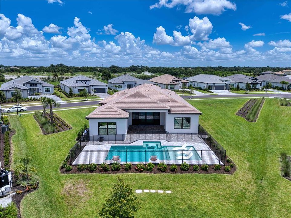 En Venta: $1,429,900 (3 camas, 3 baños, 2976 Pies cuadrados)