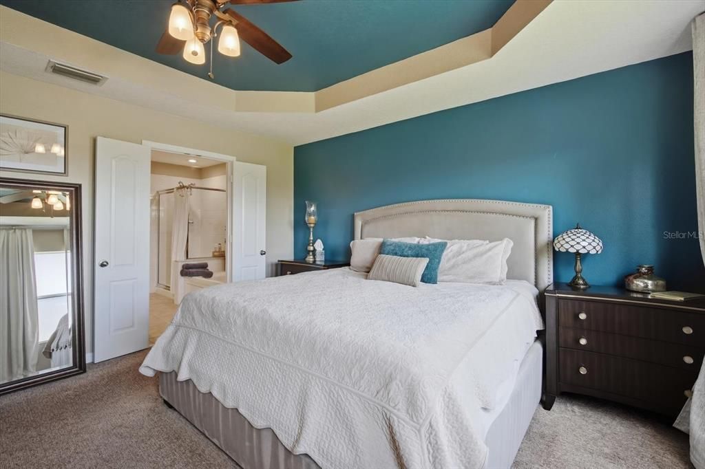 For Sale: $300,000 (3 beds, 2 baths, 1845 Square Feet)