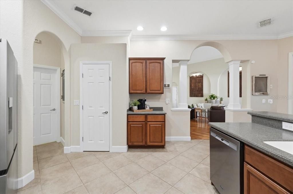 For Sale: $509,000 (5 beds, 3 baths, 2608 Square Feet)