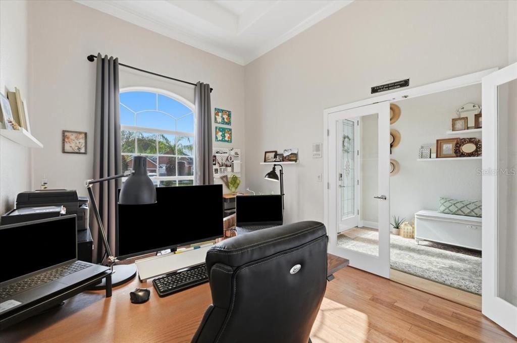 For Sale: $509,000 (5 beds, 3 baths, 2608 Square Feet)