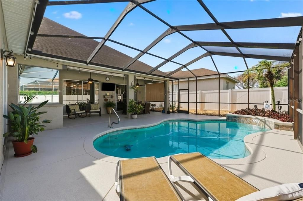 For Sale: $509,000 (5 beds, 3 baths, 2608 Square Feet)