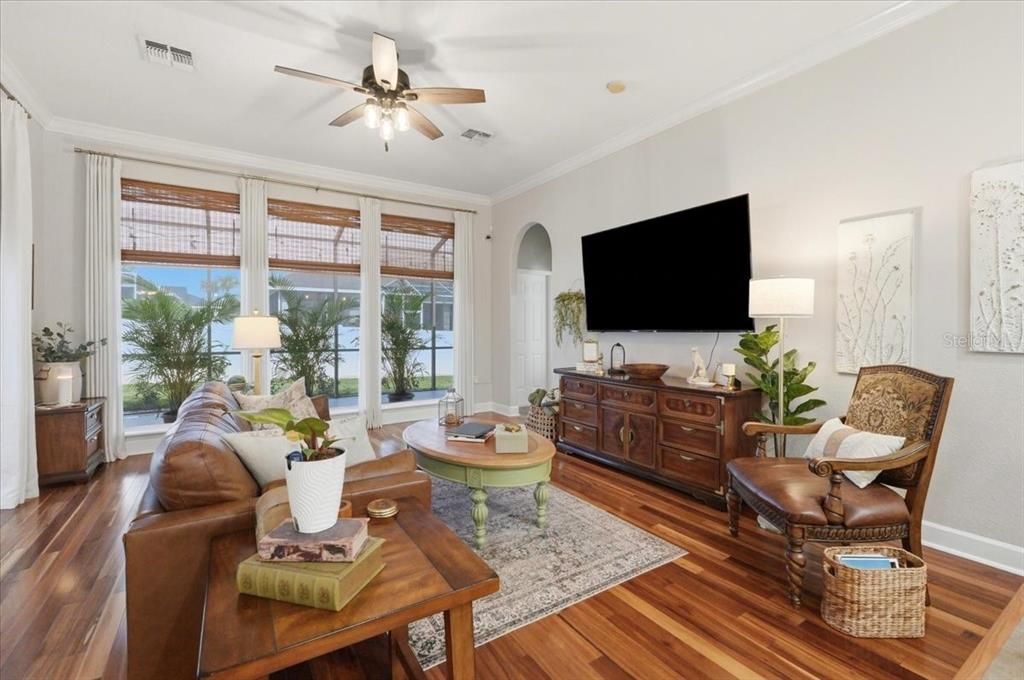 For Sale: $509,000 (5 beds, 3 baths, 2608 Square Feet)