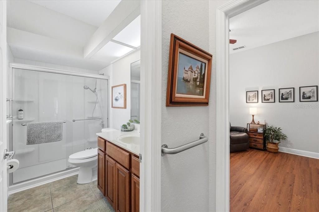 For Sale: $509,000 (5 beds, 3 baths, 2608 Square Feet)