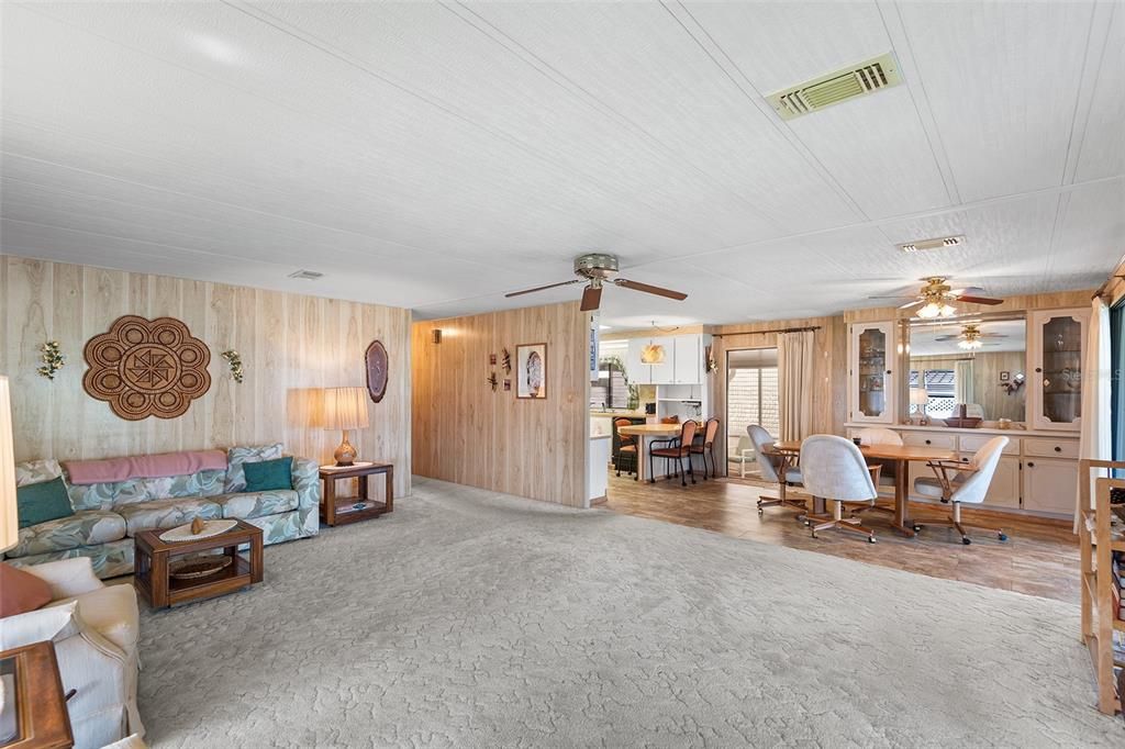 For Sale: $59,999 (2 beds, 2 baths, 1680 Square Feet)