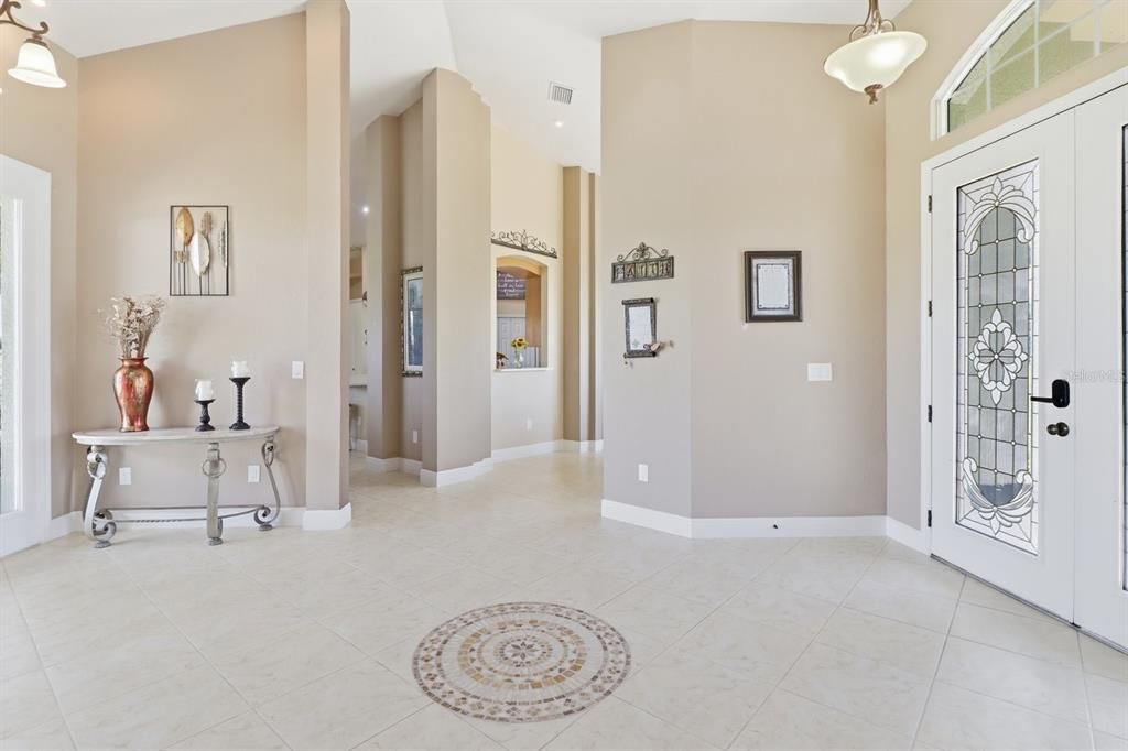 For Sale: $1,700,000 (4 beds, 2 baths, 3399 Square Feet)