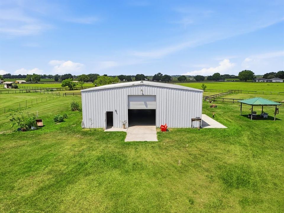 For Sale: $1,700,000 (4 beds, 2 baths, 3399 Square Feet)