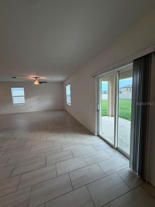 En Renta: $2,499 (4 camas, 2 baños, 1870 Pies cuadrados)