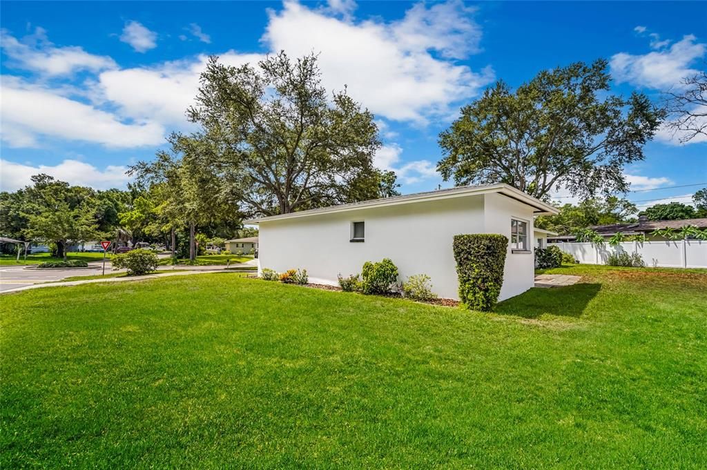 Activo con contrato: $359,000 (3 camas, 2 baños, 1416 Pies cuadrados)