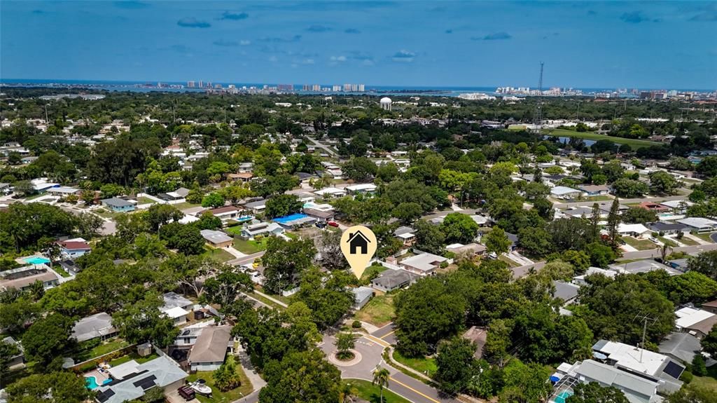 Activo con contrato: $359,000 (3 camas, 2 baños, 1416 Pies cuadrados)