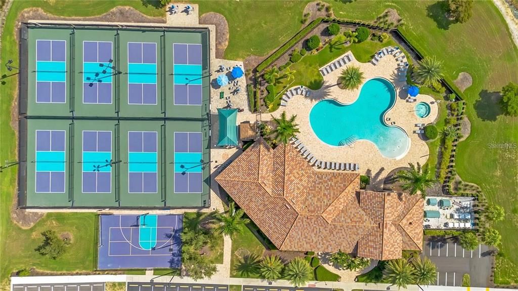 En Venta: $759,000 (4 camas, 3 baños, 2006 Pies cuadrados)