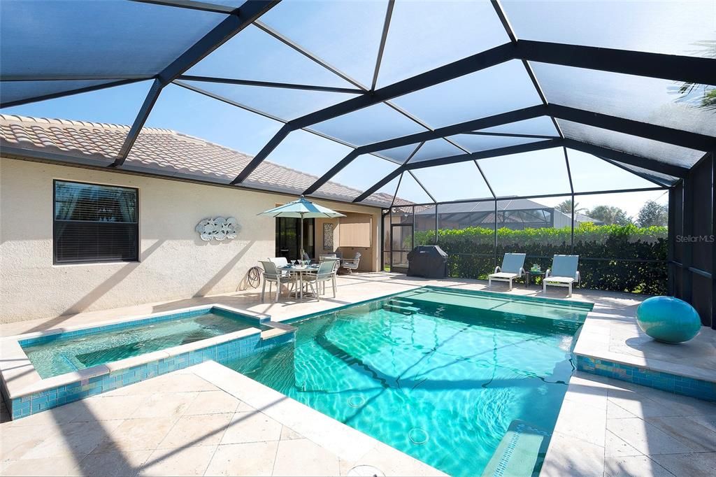 En Venta: $759,000 (4 camas, 3 baños, 2006 Pies cuadrados)
