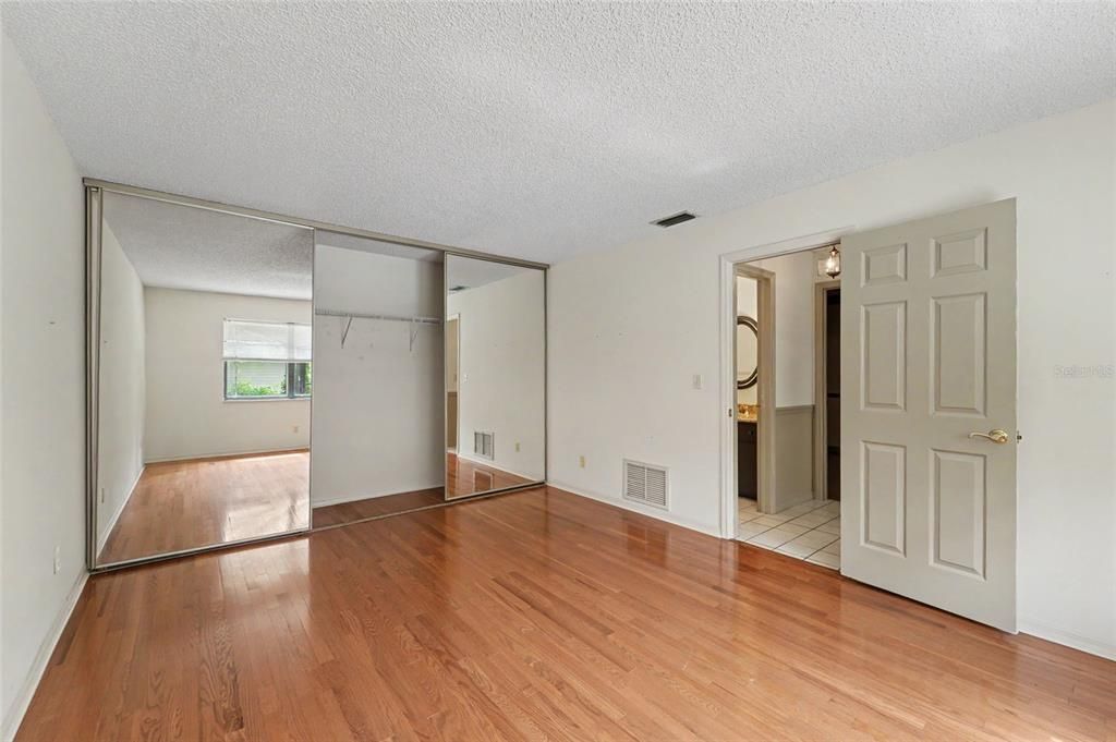 На продажу: $549,000 (3 спален, 2 ванн, 1869 Квадратных фут)