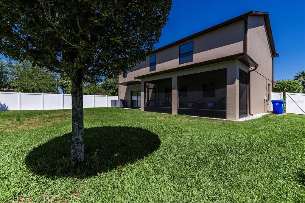 В аренду: $4,275 (5 спален, 3 ванн, 3711 Квадратных фут)
