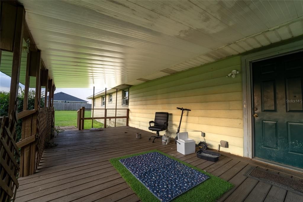 For Sale: $285,000 (4 beds, 2 baths, 1600 Square Feet)