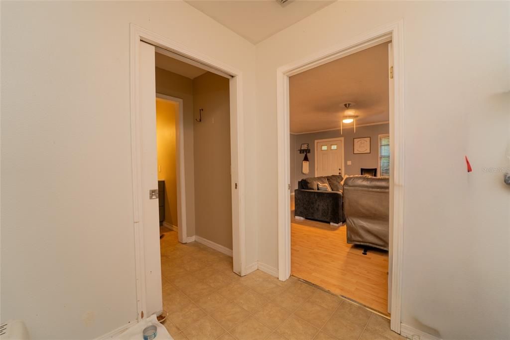 For Sale: $285,000 (4 beds, 2 baths, 1600 Square Feet)