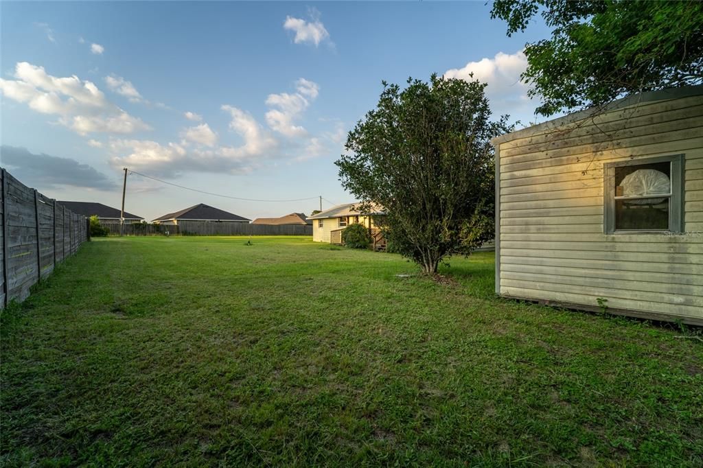 For Sale: $285,000 (4 beds, 2 baths, 1600 Square Feet)