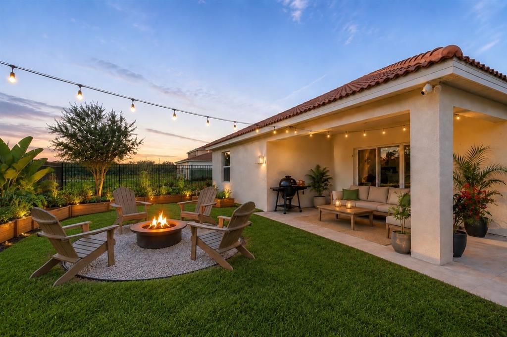 Activo con contrato: $426,000 (4 camas, 3 baños, 2182 Pies cuadrados)