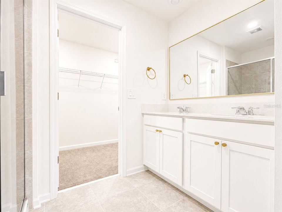 En Venta: $434,900 (4 camas, 2 baños, 1933 Pies cuadrados)