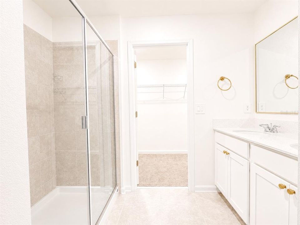 En Venta: $434,900 (4 camas, 2 baños, 1933 Pies cuadrados)