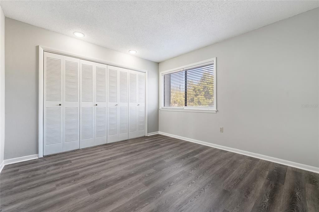 For Sale: $128,500 (1 beds, 1 baths, 591 Square Feet)