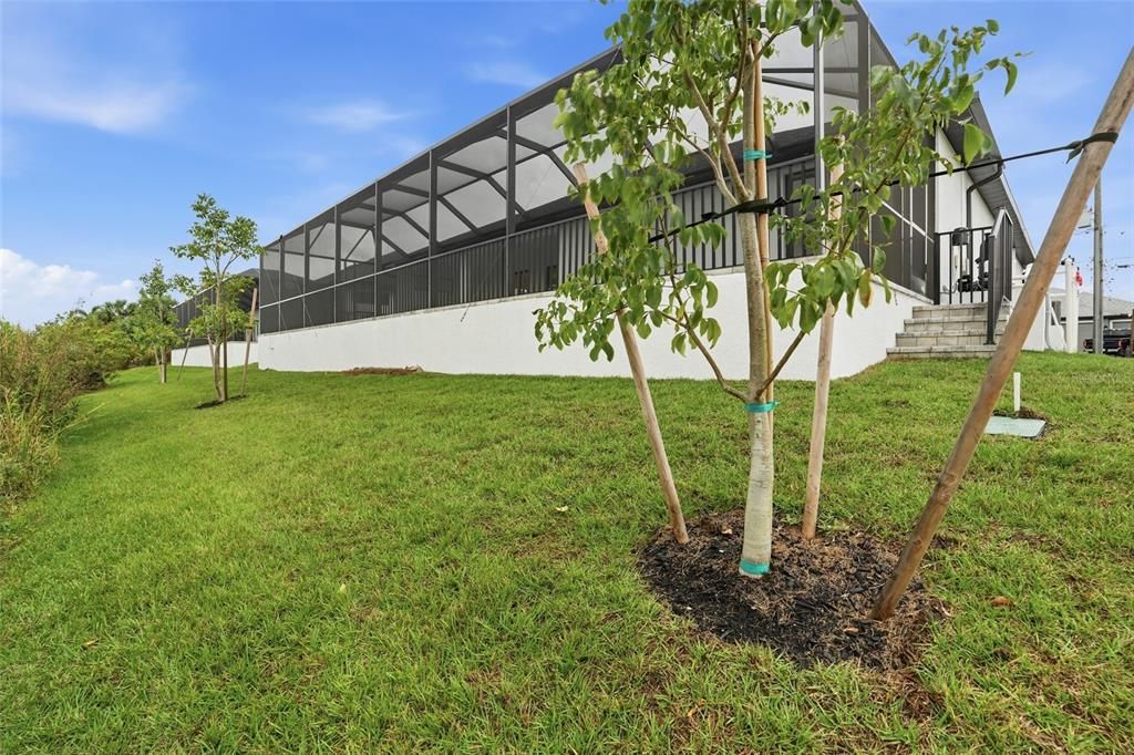 For Sale: $750,000 (4 beds, 3 baths, 1894 Square Feet)