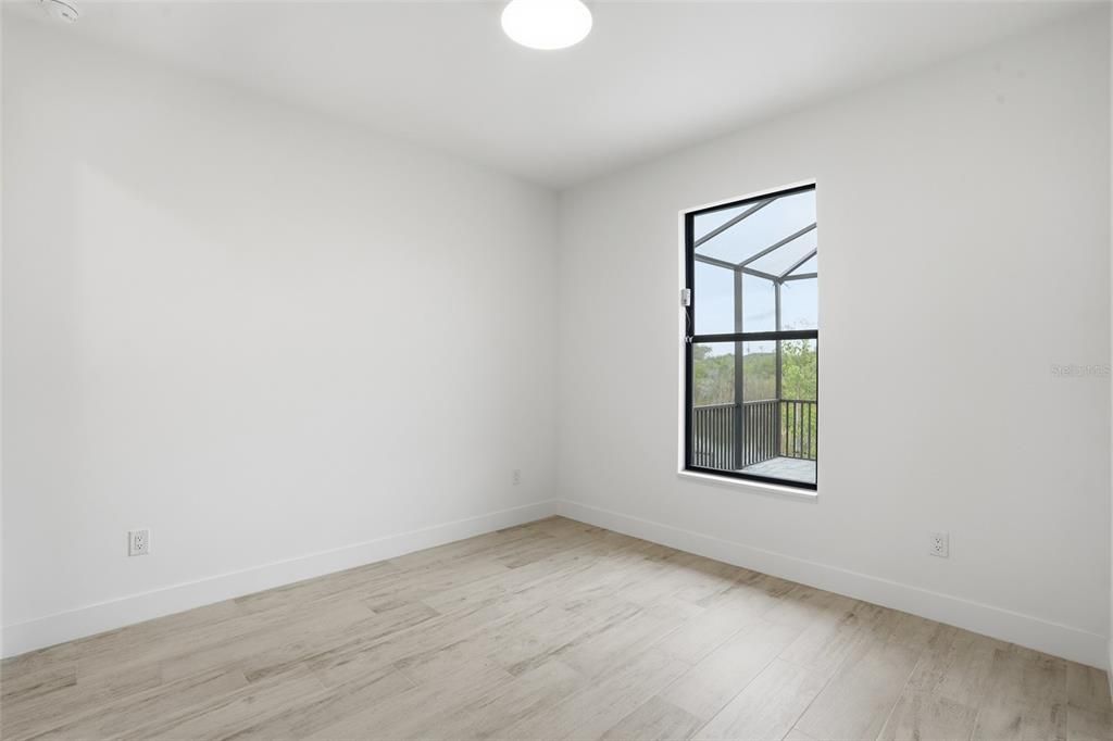 For Sale: $750,000 (4 beds, 3 baths, 1894 Square Feet)