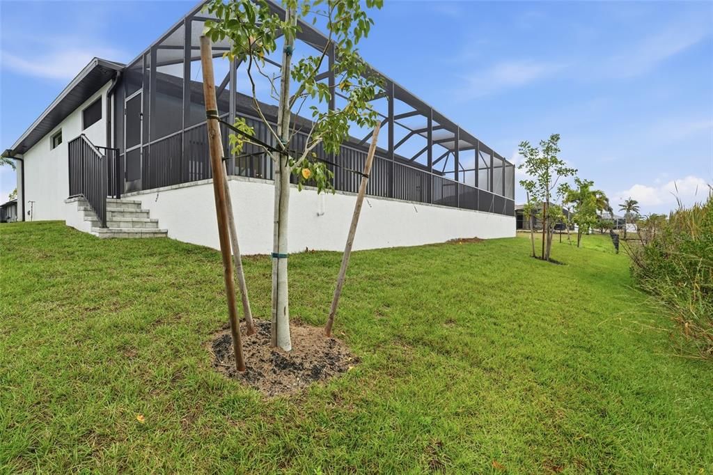 For Sale: $750,000 (4 beds, 3 baths, 1894 Square Feet)