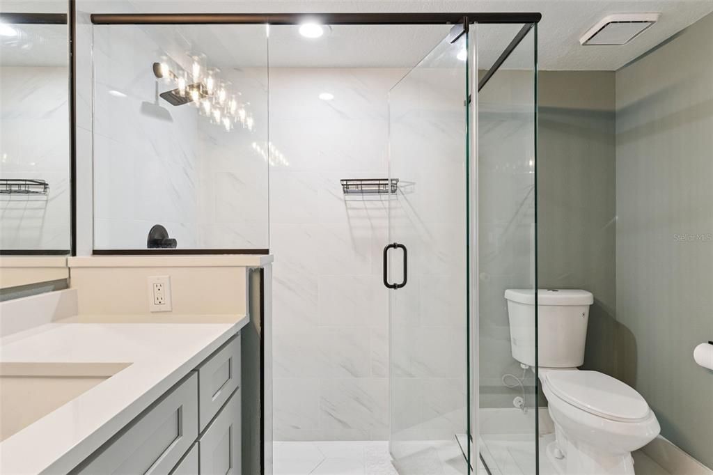 For Sale: $255,000 (2 beds, 2 baths, 1302 Square Feet)