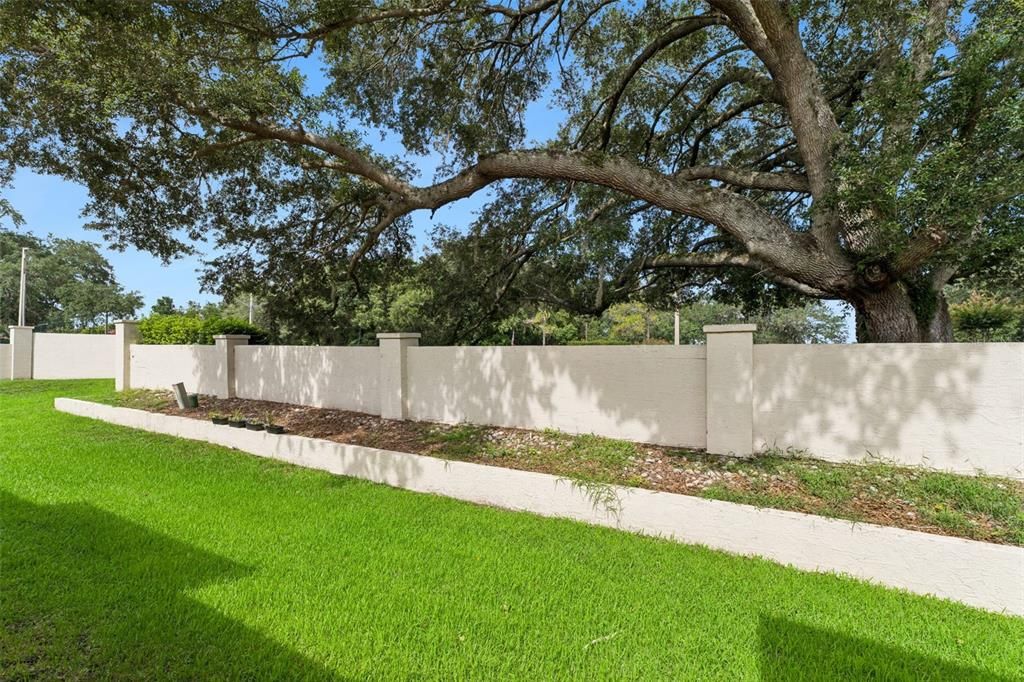 For Sale: $255,000 (2 beds, 2 baths, 1302 Square Feet)