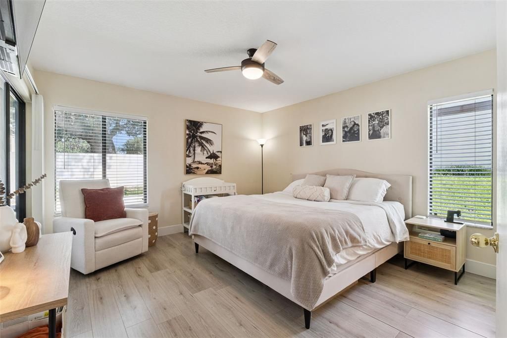For Sale: $255,000 (2 beds, 2 baths, 1302 Square Feet)