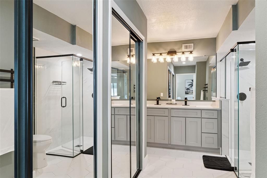 For Sale: $255,000 (2 beds, 2 baths, 1302 Square Feet)