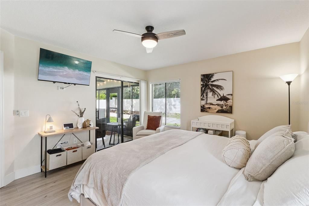 For Sale: $255,000 (2 beds, 2 baths, 1302 Square Feet)