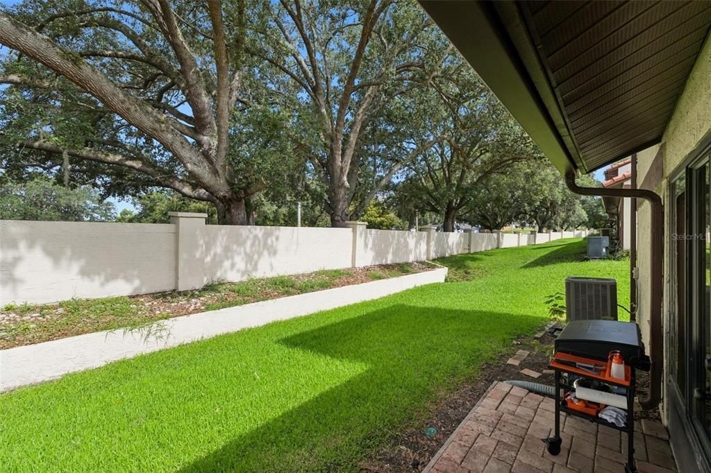 For Sale: $255,000 (2 beds, 2 baths, 1302 Square Feet)