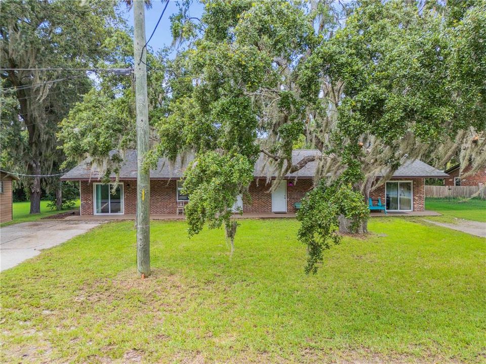 En Venta: $409,900 (4 camas, 2 baños, 2304 Pies cuadrados)